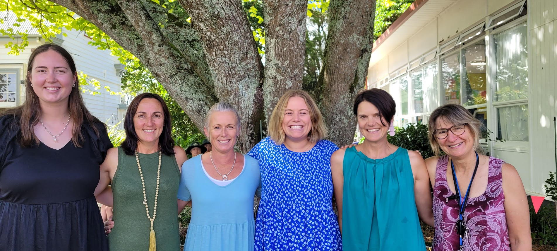 Maungatautari Syndicate – Brooklyn Dunn, Paula Dunton, Bridget Hawthorn, Jacqui Murphy-Curtis, Tamsin Bradding, Mandy Searancke